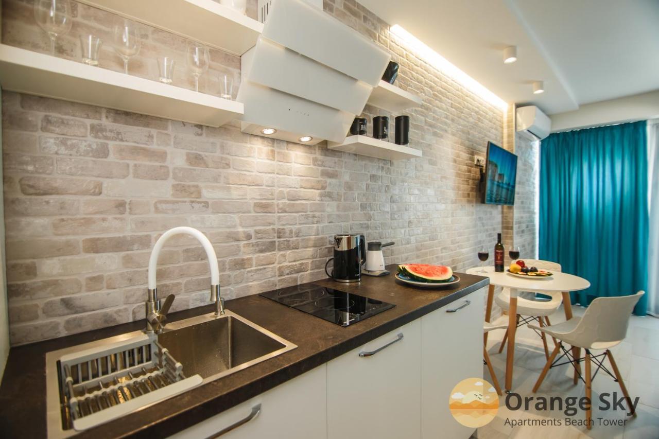 Orange Sky Apartments Beach Tower Batumi Luaran gambar